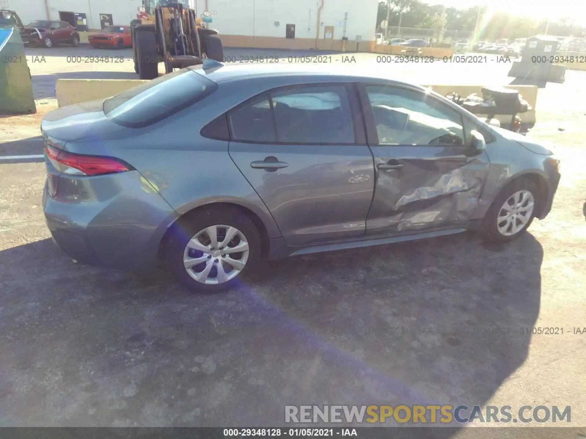 4 Photograph of a damaged car 5YFEPMAE2MP170214 TOYOTA COROLLA 2021