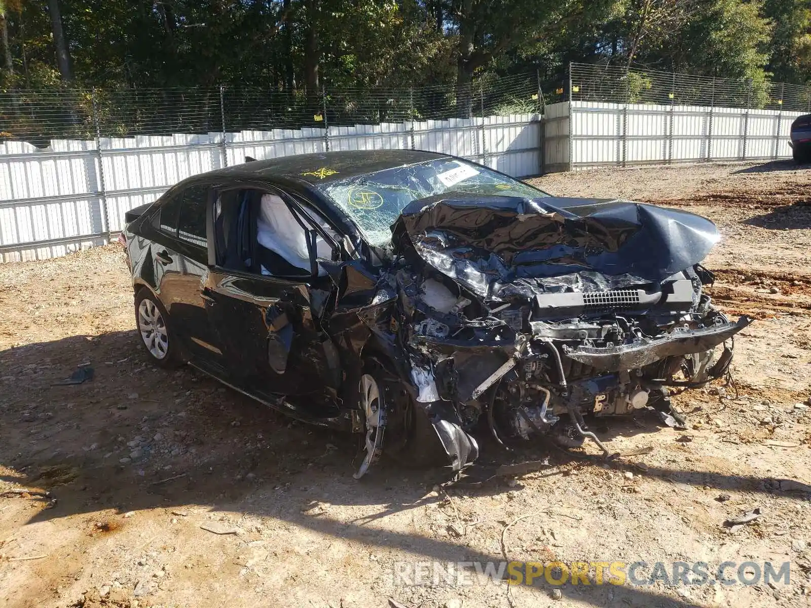 1 Photograph of a damaged car 5YFEPMAE2MP171525 TOYOTA COROLLA 2021