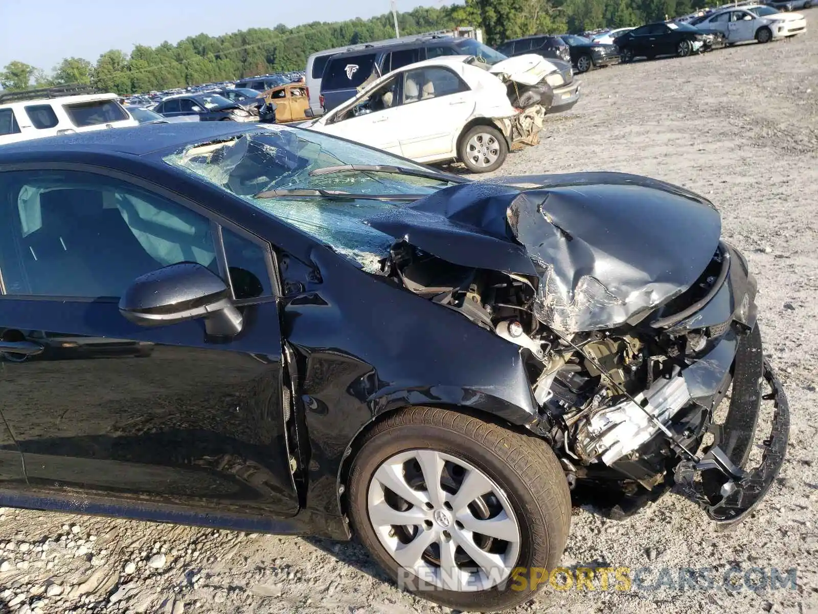 9 Photograph of a damaged car 5YFEPMAE2MP171654 TOYOTA COROLLA 2021