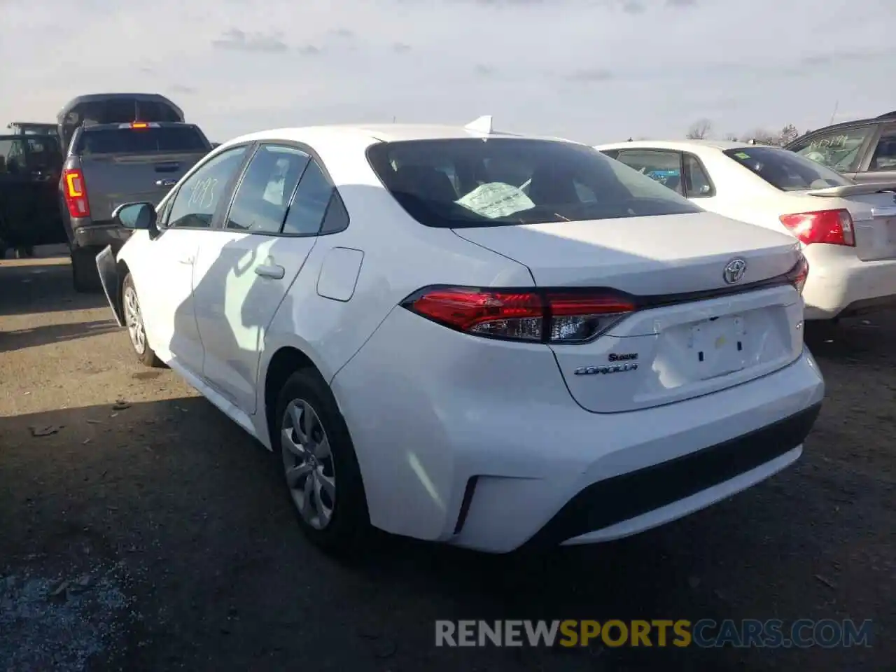 3 Photograph of a damaged car 5YFEPMAE2MP171847 TOYOTA COROLLA 2021