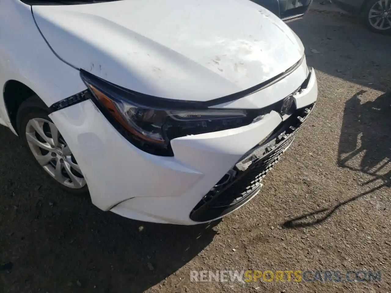 9 Photograph of a damaged car 5YFEPMAE2MP171847 TOYOTA COROLLA 2021