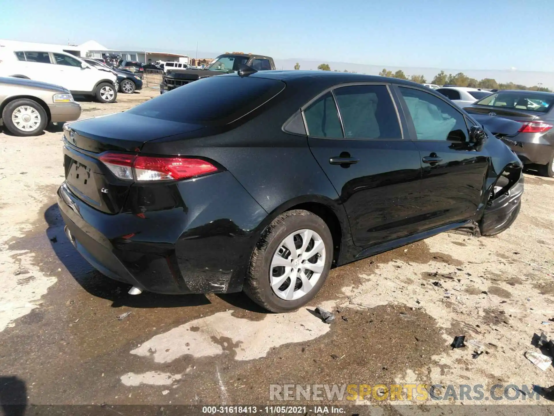 4 Photograph of a damaged car 5YFEPMAE2MP176305 TOYOTA COROLLA 2021