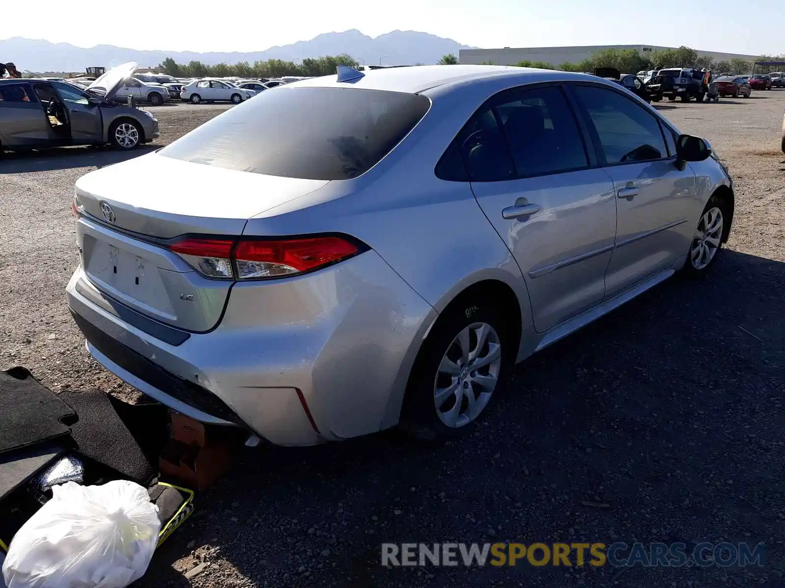 4 Photograph of a damaged car 5YFEPMAE2MP177602 TOYOTA COROLLA 2021