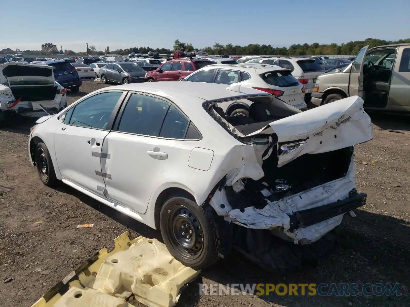 3 Photograph of a damaged car 5YFEPMAE2MP177924 TOYOTA COROLLA 2021