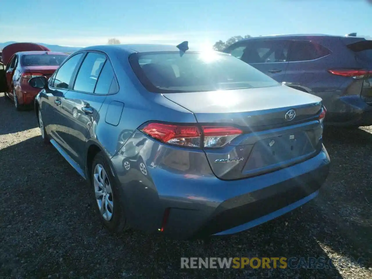 3 Photograph of a damaged car 5YFEPMAE2MP182752 TOYOTA COROLLA 2021