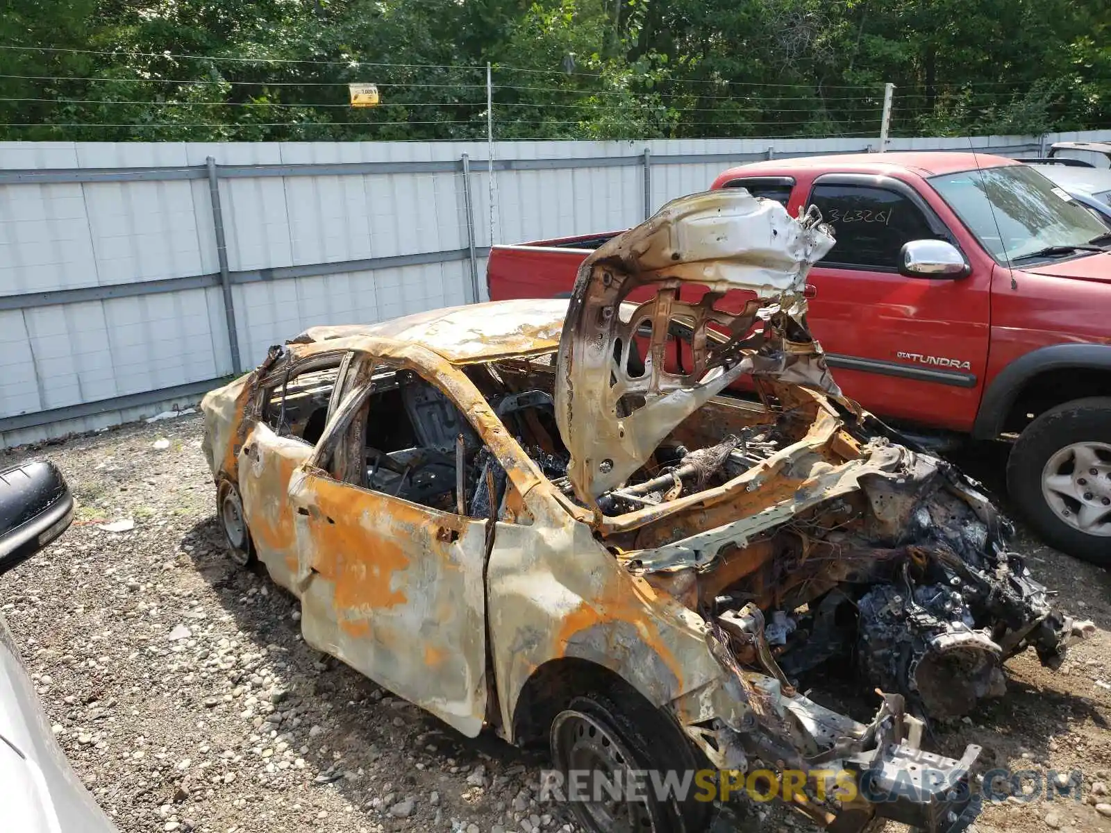 9 Photograph of a damaged car 5YFEPMAE2MP183111 TOYOTA COROLLA 2021