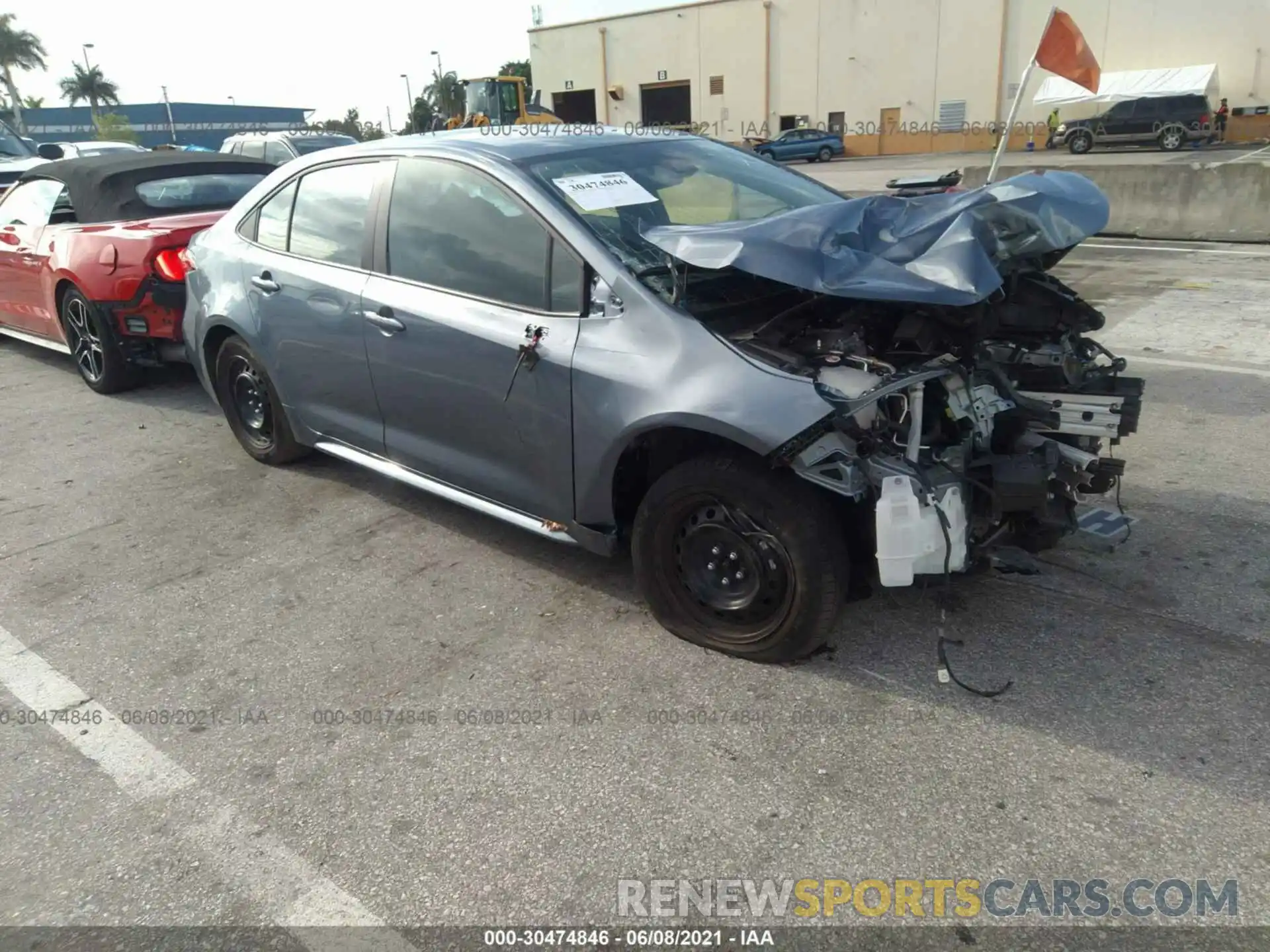 1 Photograph of a damaged car 5YFEPMAE2MP184498 TOYOTA COROLLA 2021