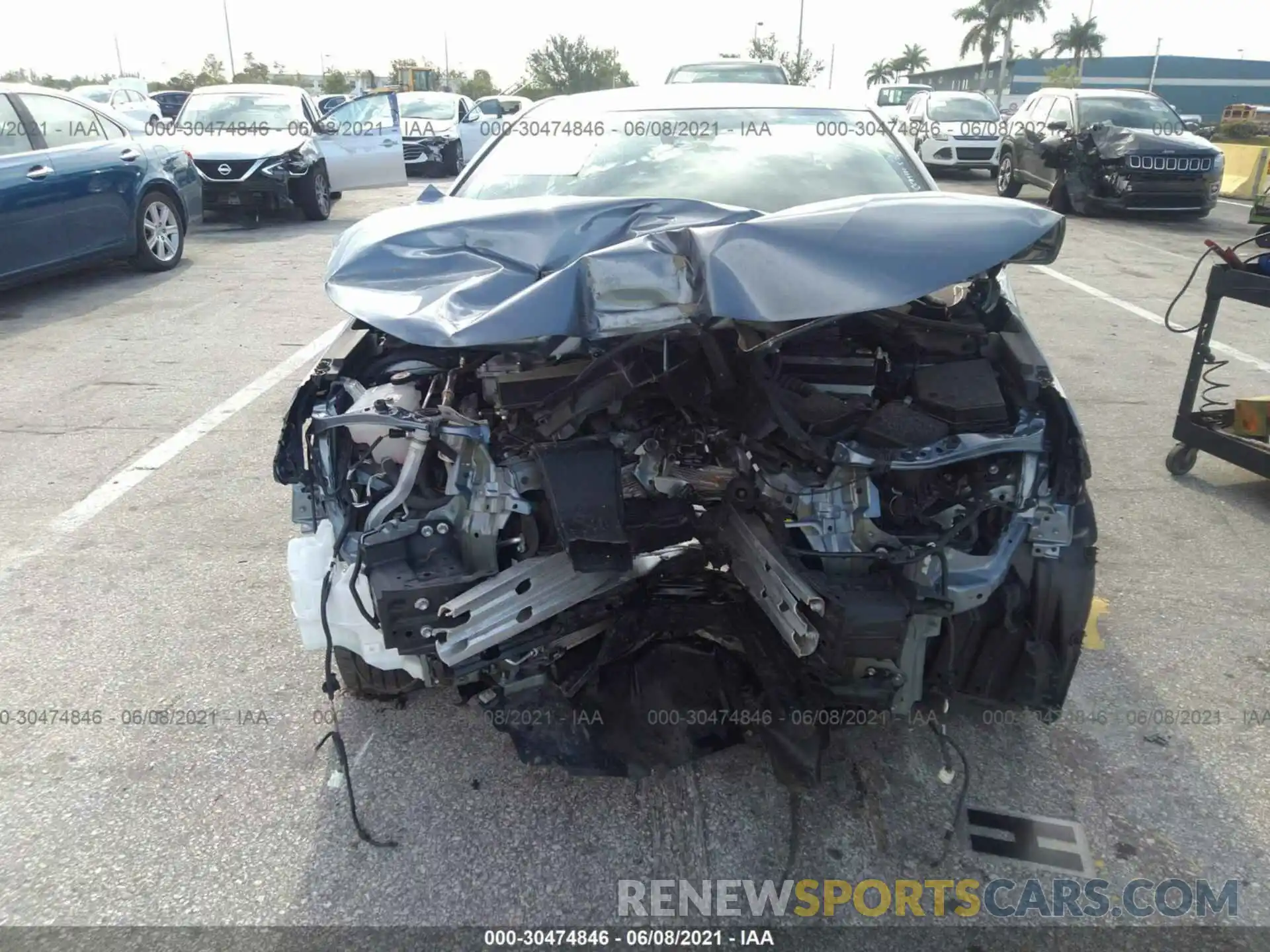 6 Photograph of a damaged car 5YFEPMAE2MP184498 TOYOTA COROLLA 2021