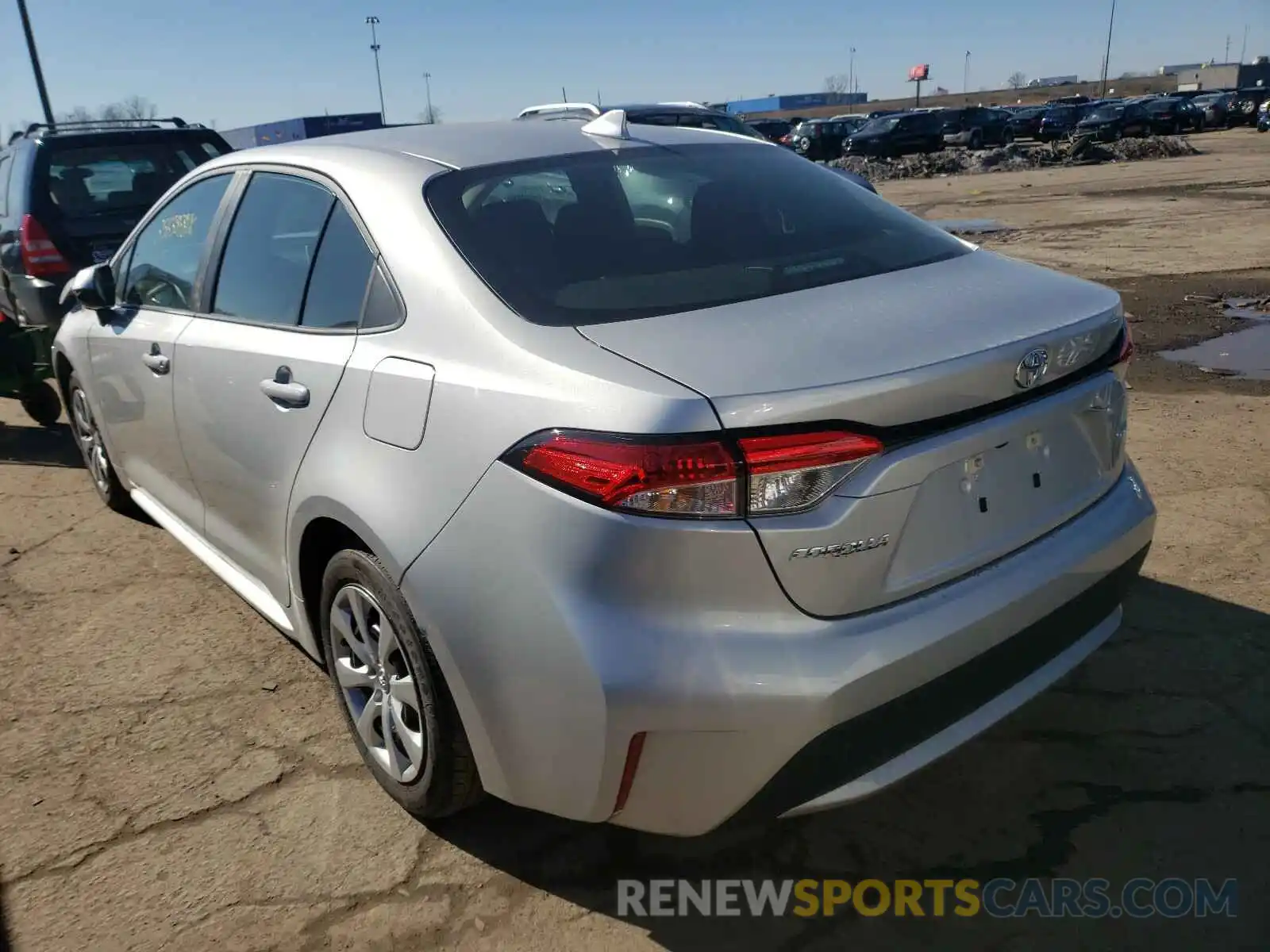 3 Photograph of a damaged car 5YFEPMAE2MP186302 TOYOTA COROLLA 2021