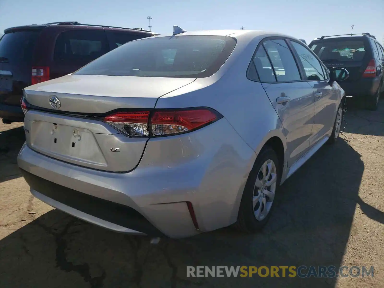 4 Photograph of a damaged car 5YFEPMAE2MP186302 TOYOTA COROLLA 2021