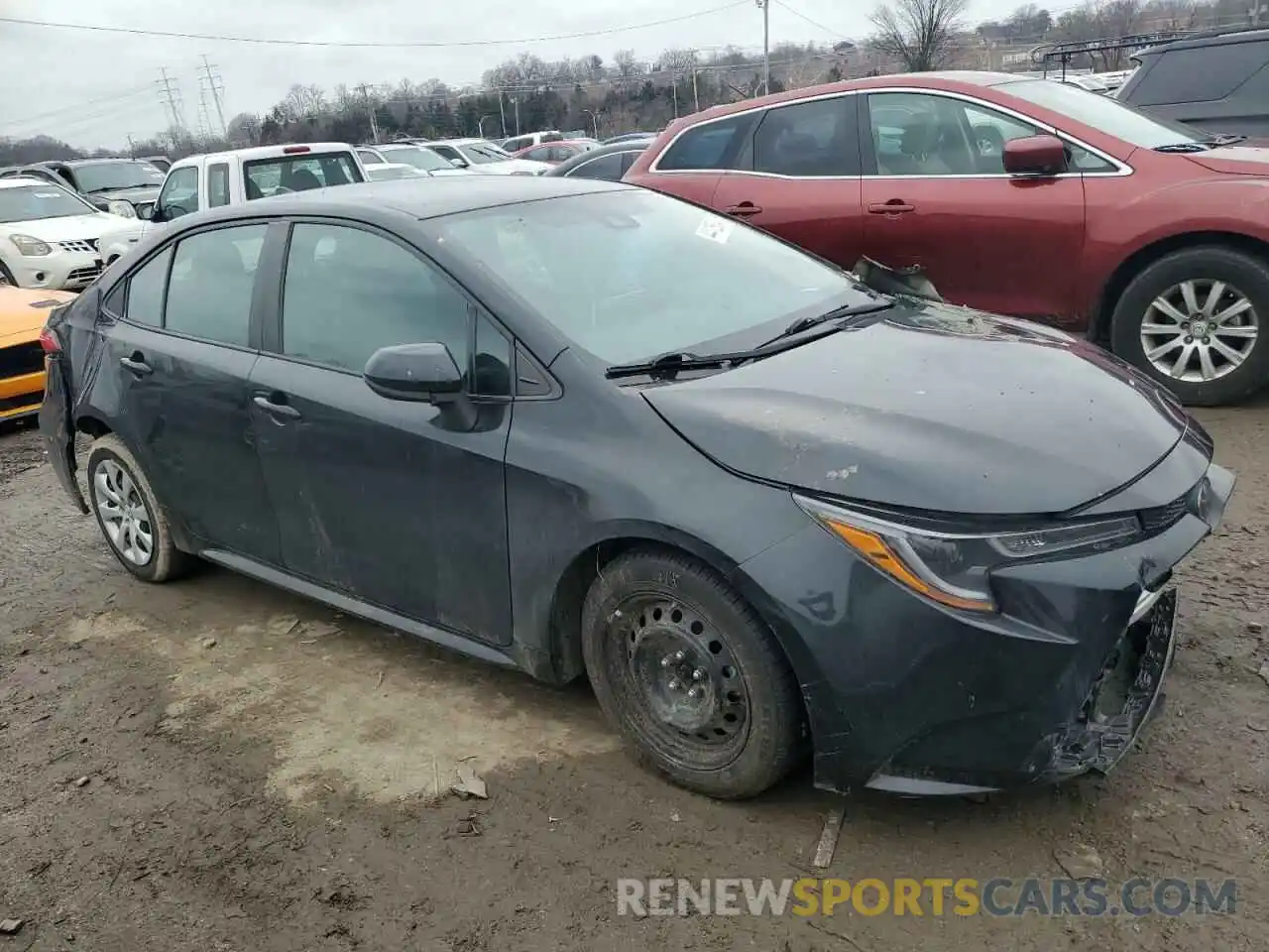 4 Photograph of a damaged car 5YFEPMAE2MP191368 TOYOTA COROLLA 2021