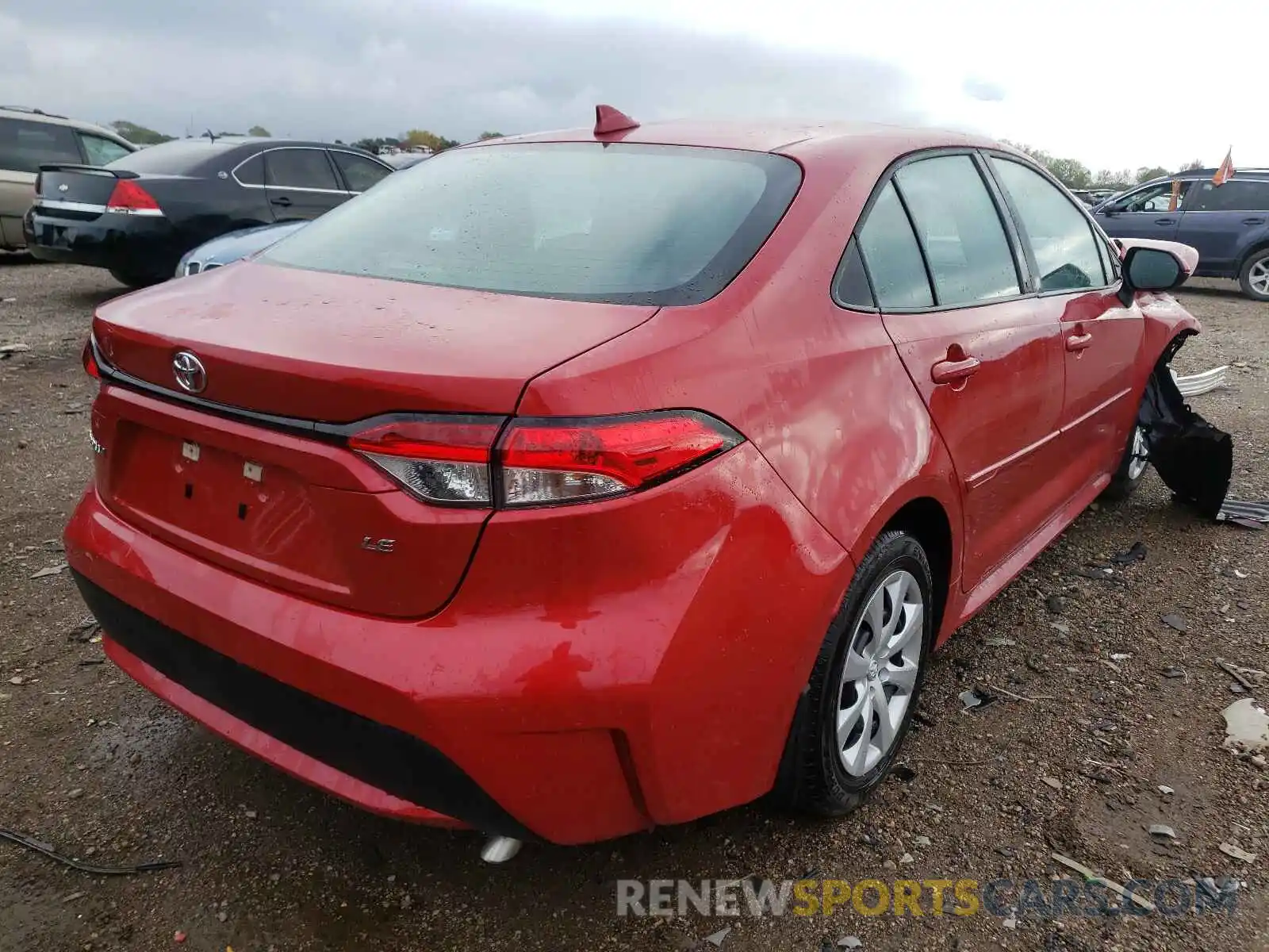 4 Photograph of a damaged car 5YFEPMAE2MP191984 TOYOTA COROLLA 2021