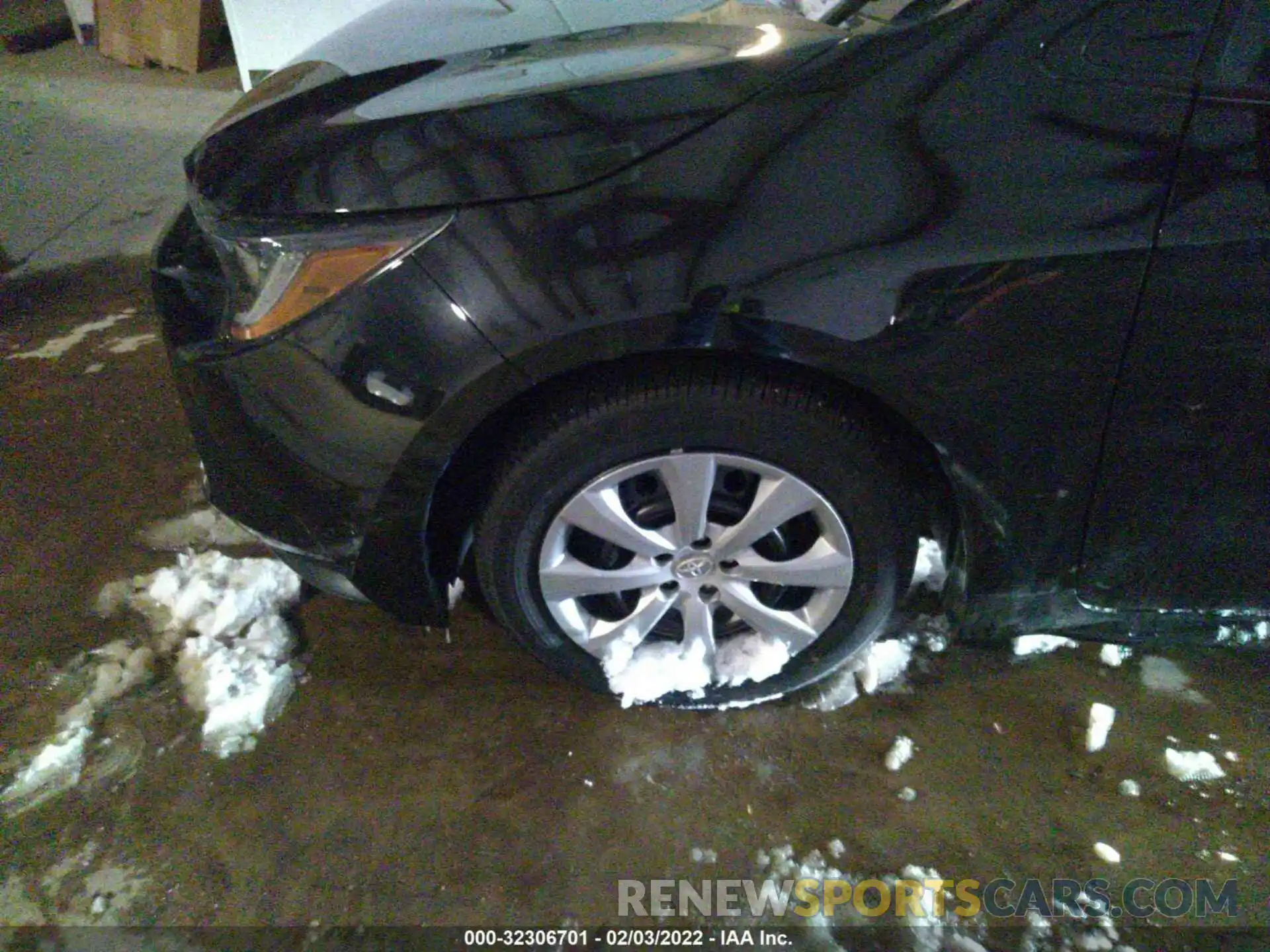 12 Photograph of a damaged car 5YFEPMAE2MP193721 TOYOTA COROLLA 2021