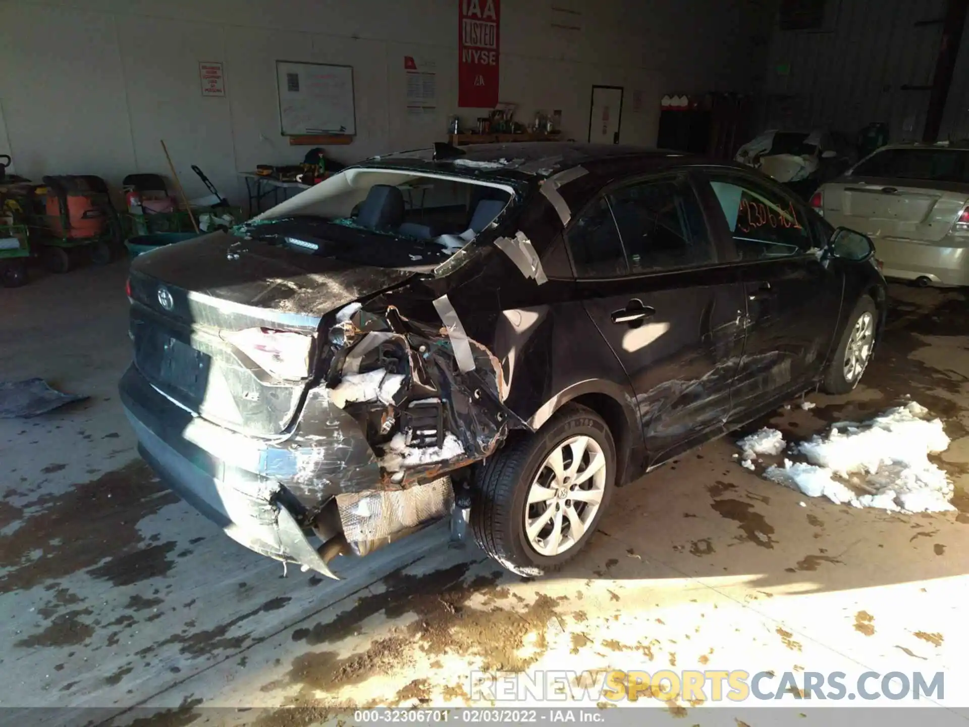 4 Photograph of a damaged car 5YFEPMAE2MP193721 TOYOTA COROLLA 2021