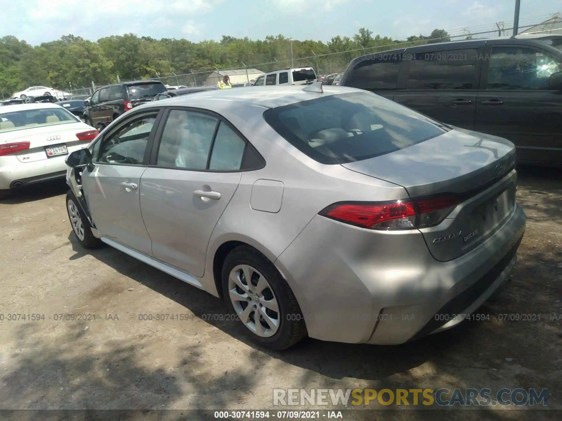 3 Photograph of a damaged car 5YFEPMAE2MP195968 TOYOTA COROLLA 2021