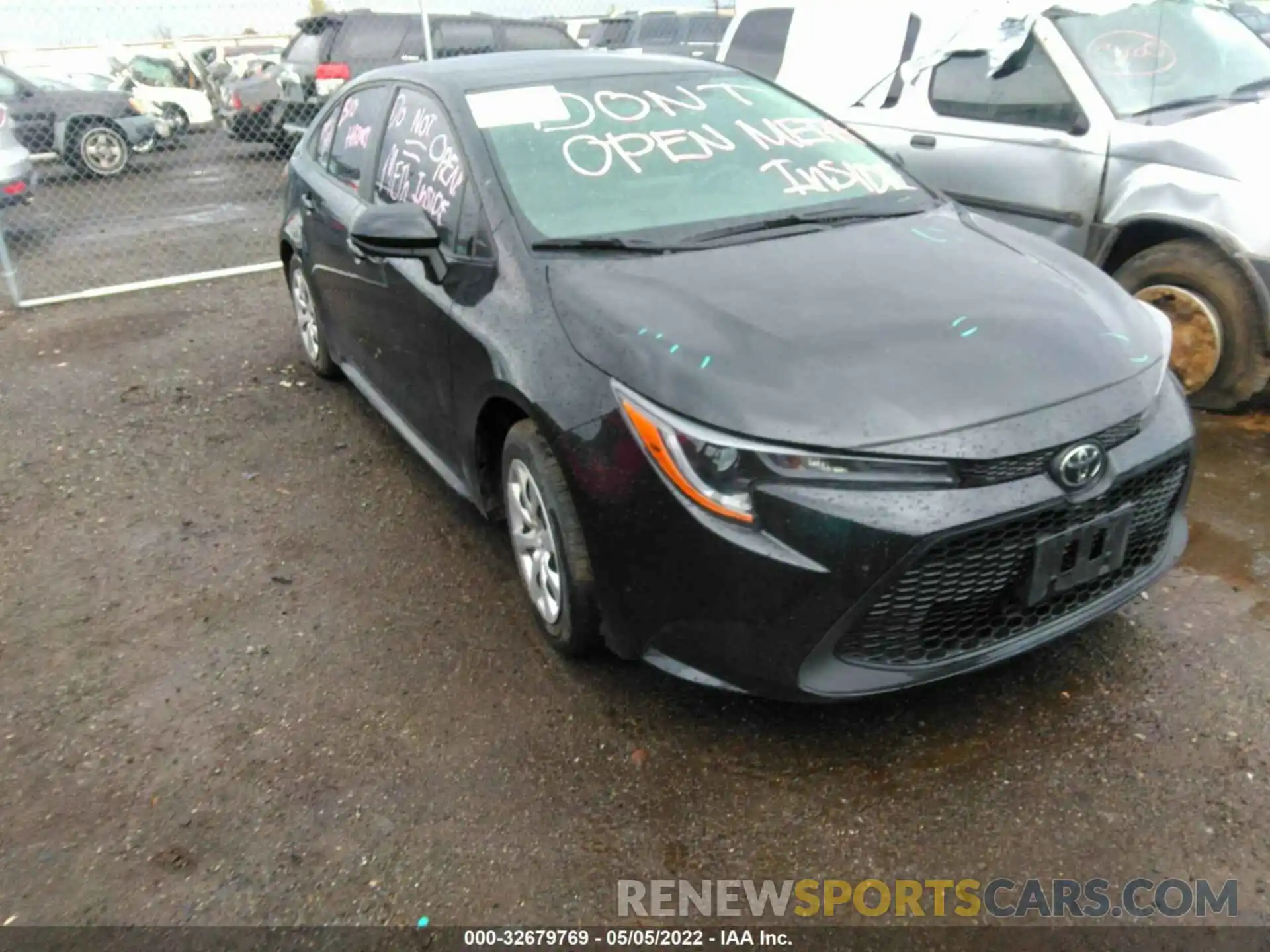 1 Photograph of a damaged car 5YFEPMAE2MP196702 TOYOTA COROLLA 2021