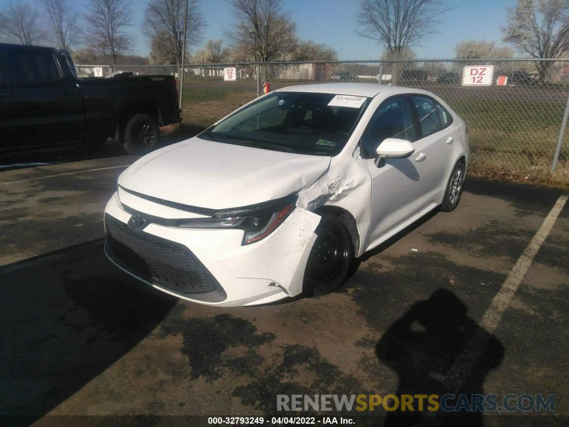 2 Photograph of a damaged car 5YFEPMAE2MP196960 TOYOTA COROLLA 2021