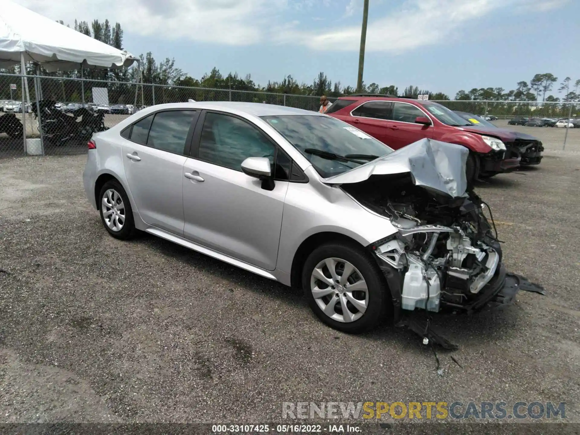 1 Photograph of a damaged car 5YFEPMAE2MP200652 TOYOTA COROLLA 2021