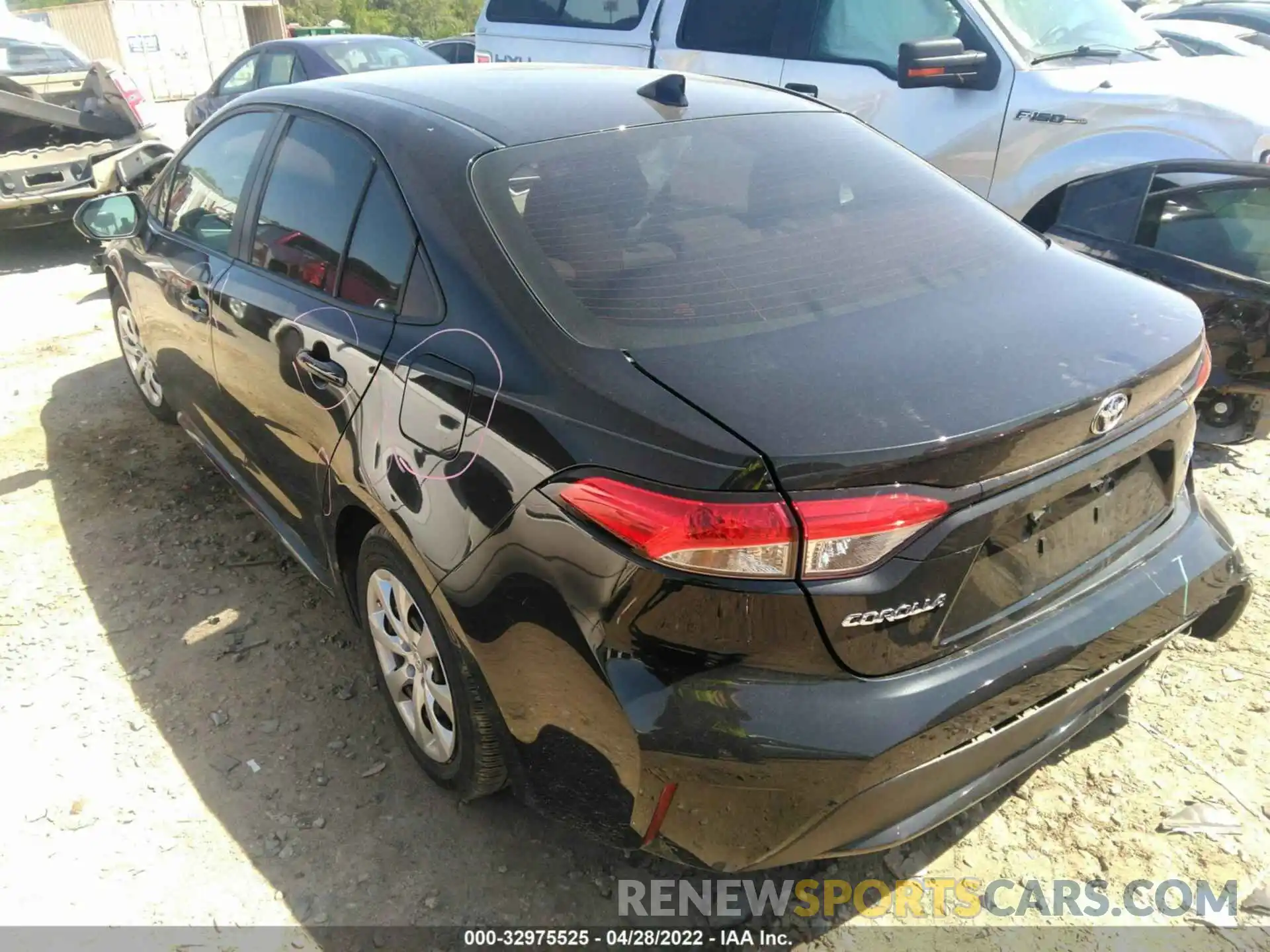 3 Photograph of a damaged car 5YFEPMAE2MP200845 TOYOTA COROLLA 2021