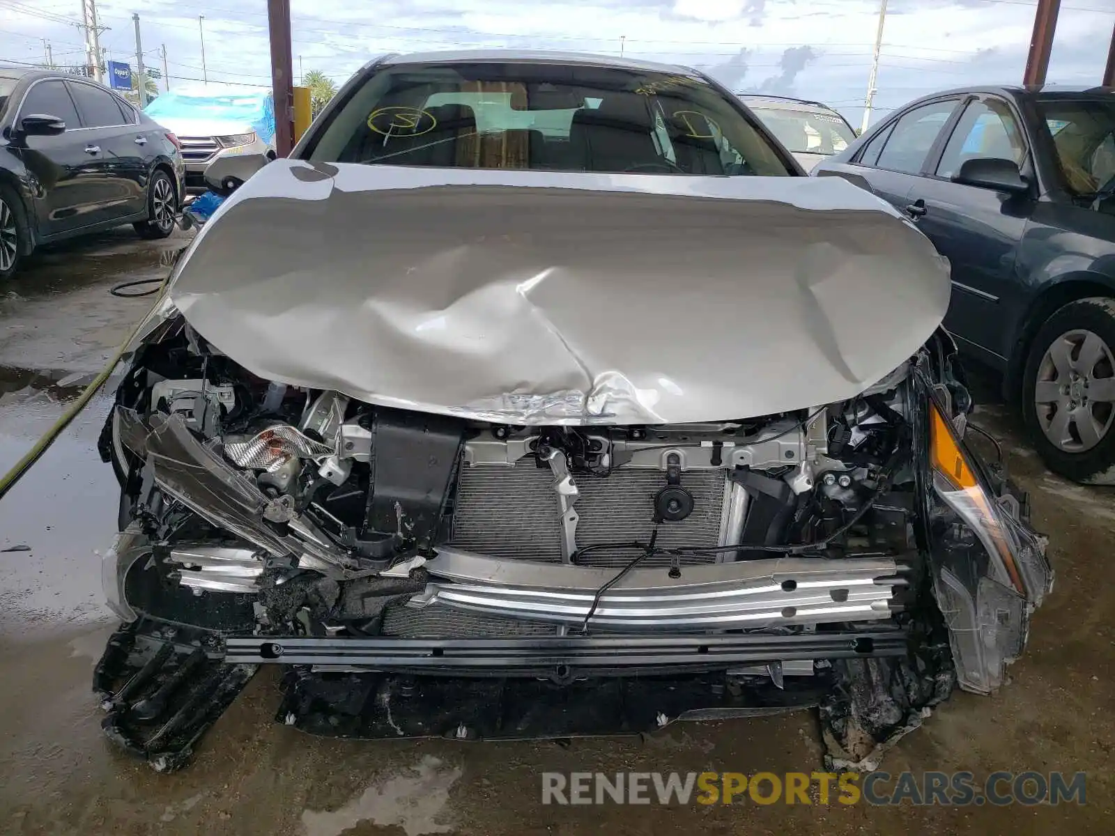 9 Photograph of a damaged car 5YFEPMAE2MP201588 TOYOTA COROLLA 2021