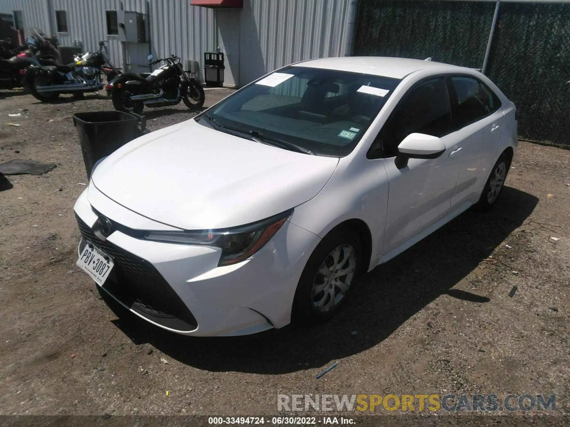 2 Photograph of a damaged car 5YFEPMAE2MP203972 TOYOTA COROLLA 2021