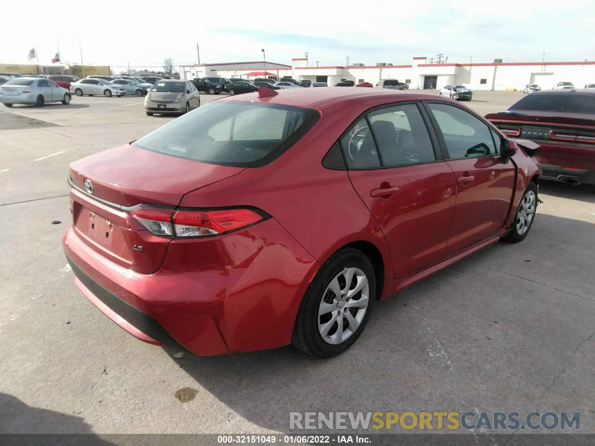 4 Photograph of a damaged car 5YFEPMAE2MP204183 TOYOTA COROLLA 2021