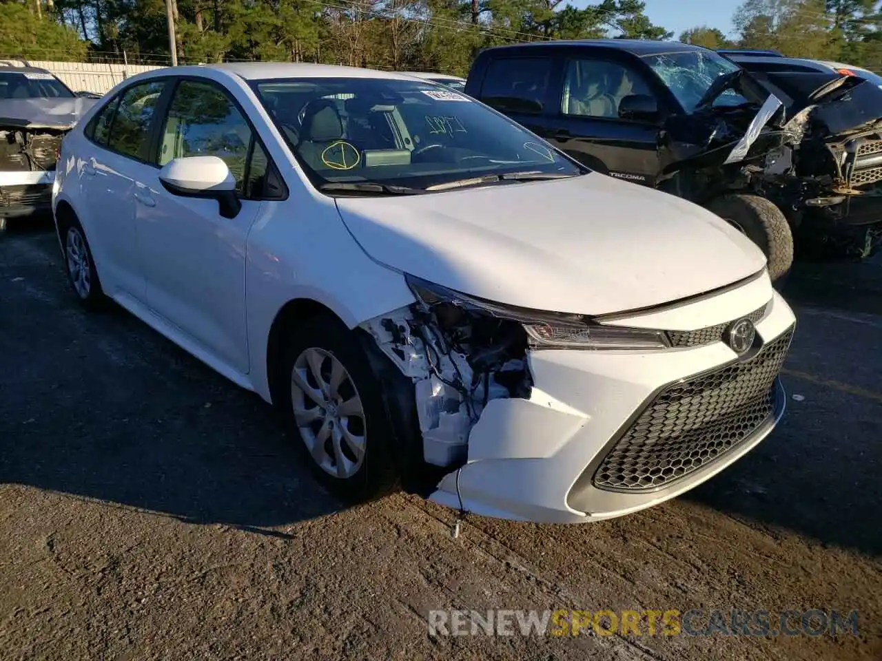 1 Photograph of a damaged car 5YFEPMAE2MP205768 TOYOTA COROLLA 2021