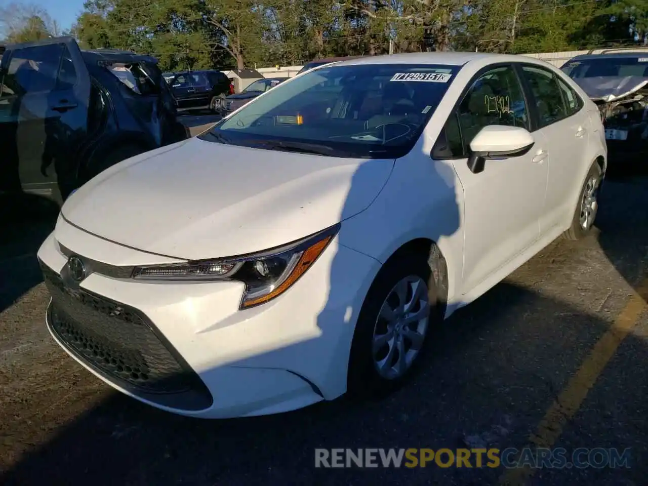 2 Photograph of a damaged car 5YFEPMAE2MP205768 TOYOTA COROLLA 2021