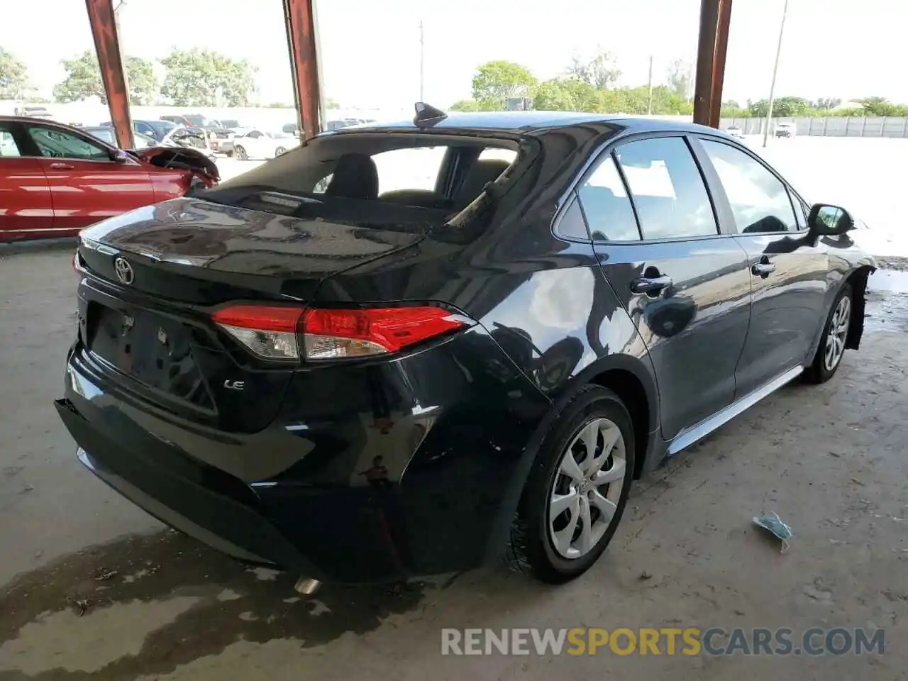 4 Photograph of a damaged car 5YFEPMAE2MP207228 TOYOTA COROLLA 2021