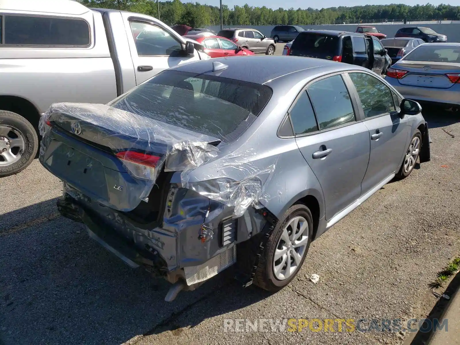 4 Photograph of a damaged car 5YFEPMAE2MP207469 TOYOTA COROLLA 2021