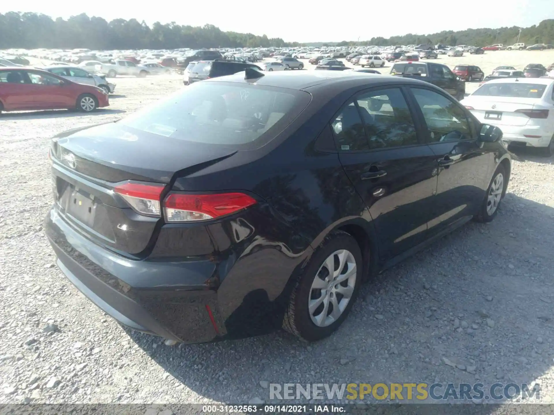 4 Photograph of a damaged car 5YFEPMAE2MP207665 TOYOTA COROLLA 2021