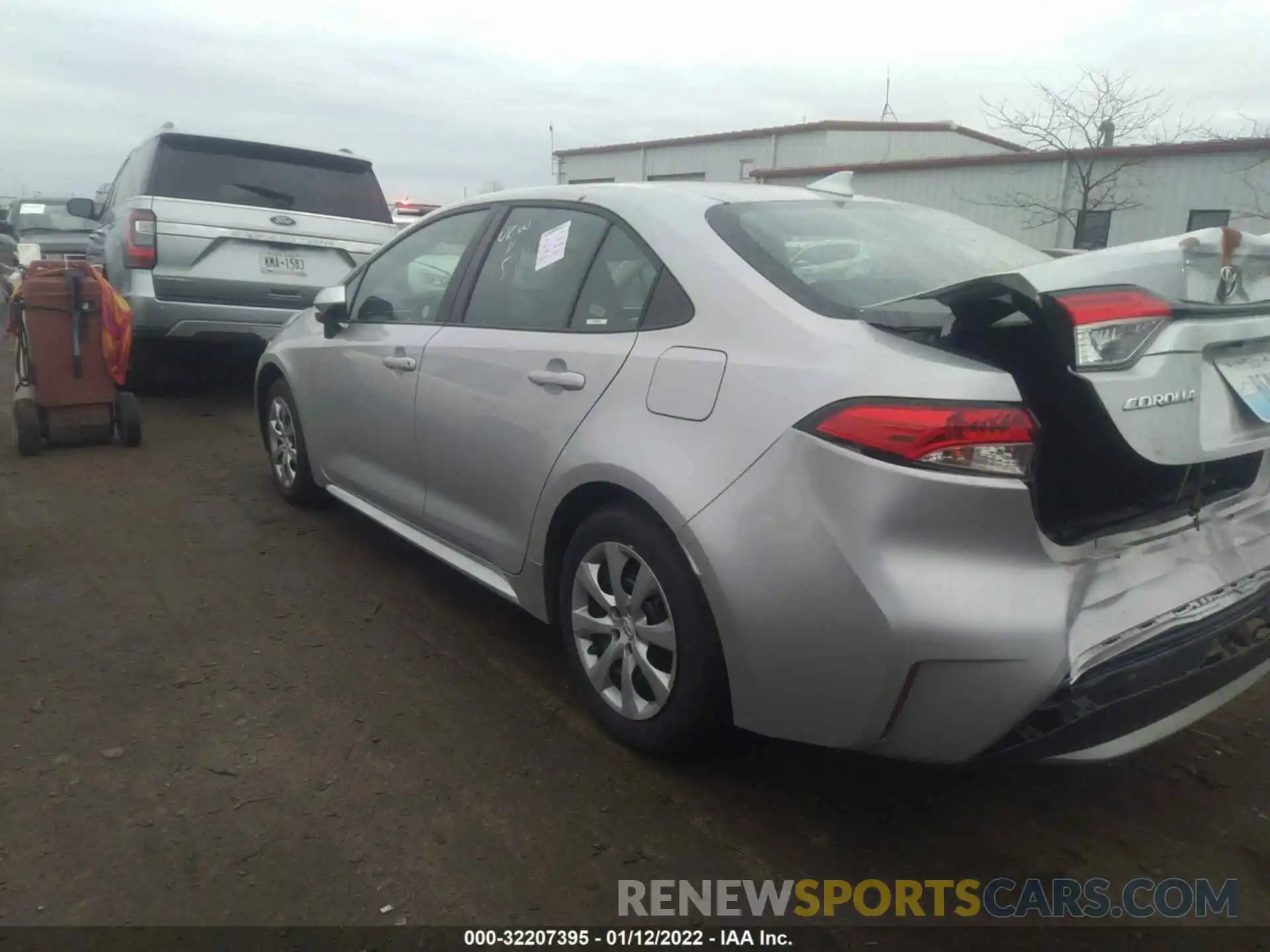 3 Photograph of a damaged car 5YFEPMAE2MP207939 TOYOTA COROLLA 2021