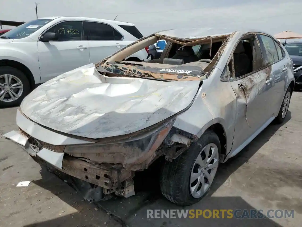 2 Photograph of a damaged car 5YFEPMAE2MP209030 TOYOTA COROLLA 2021