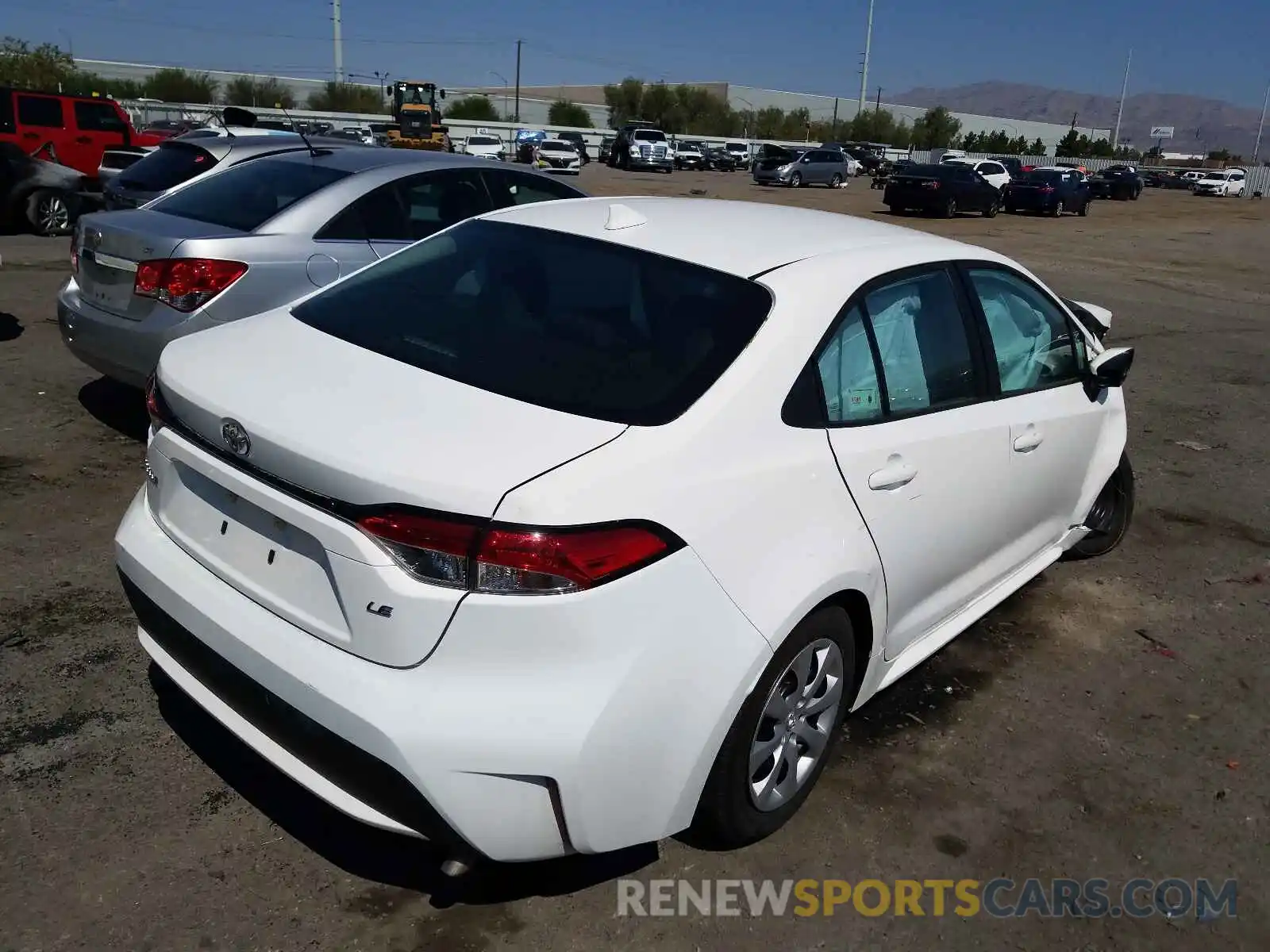 4 Photograph of a damaged car 5YFEPMAE2MP209500 TOYOTA COROLLA 2021