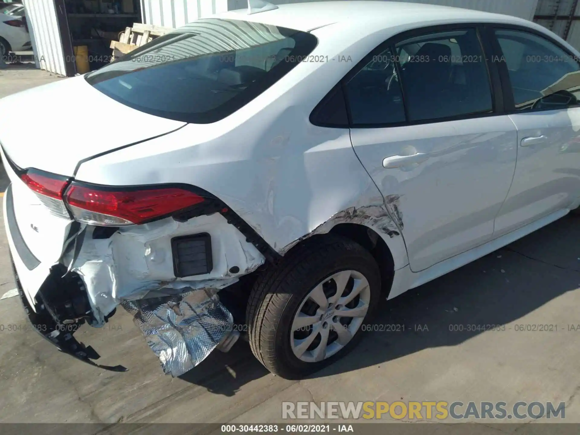 6 Photograph of a damaged car 5YFEPMAE2MP210422 TOYOTA COROLLA 2021