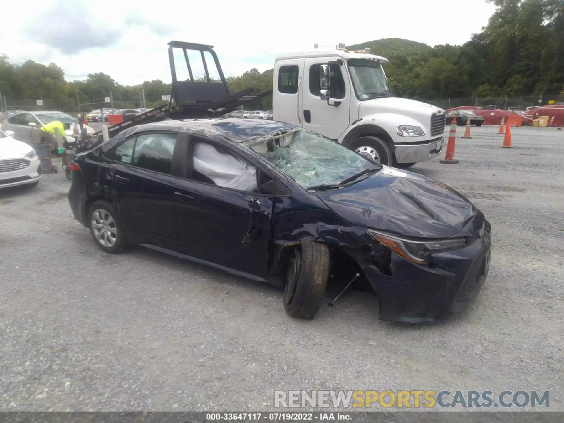 1 Photograph of a damaged car 5YFEPMAE2MP210906 TOYOTA COROLLA 2021