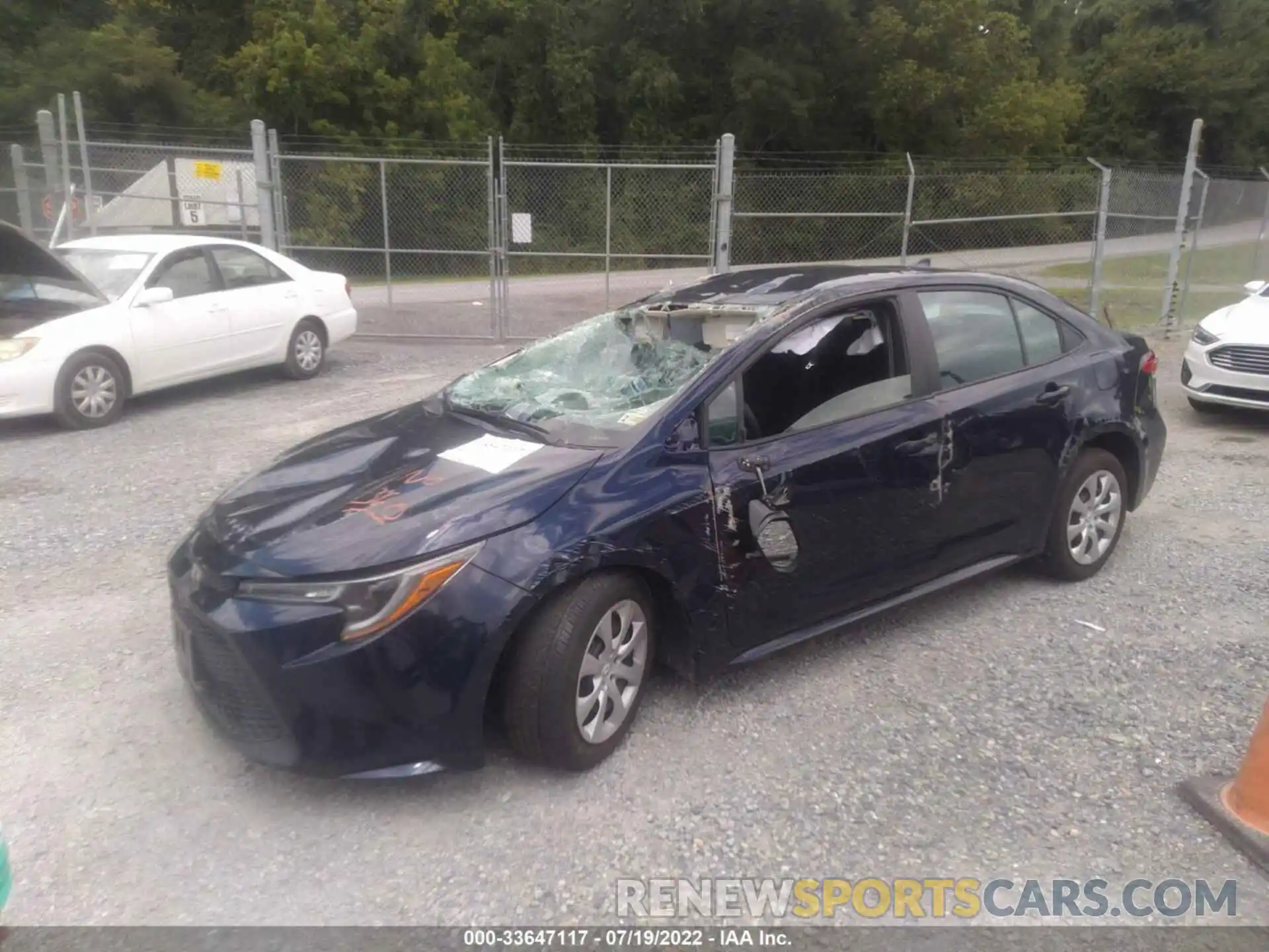 2 Photograph of a damaged car 5YFEPMAE2MP210906 TOYOTA COROLLA 2021