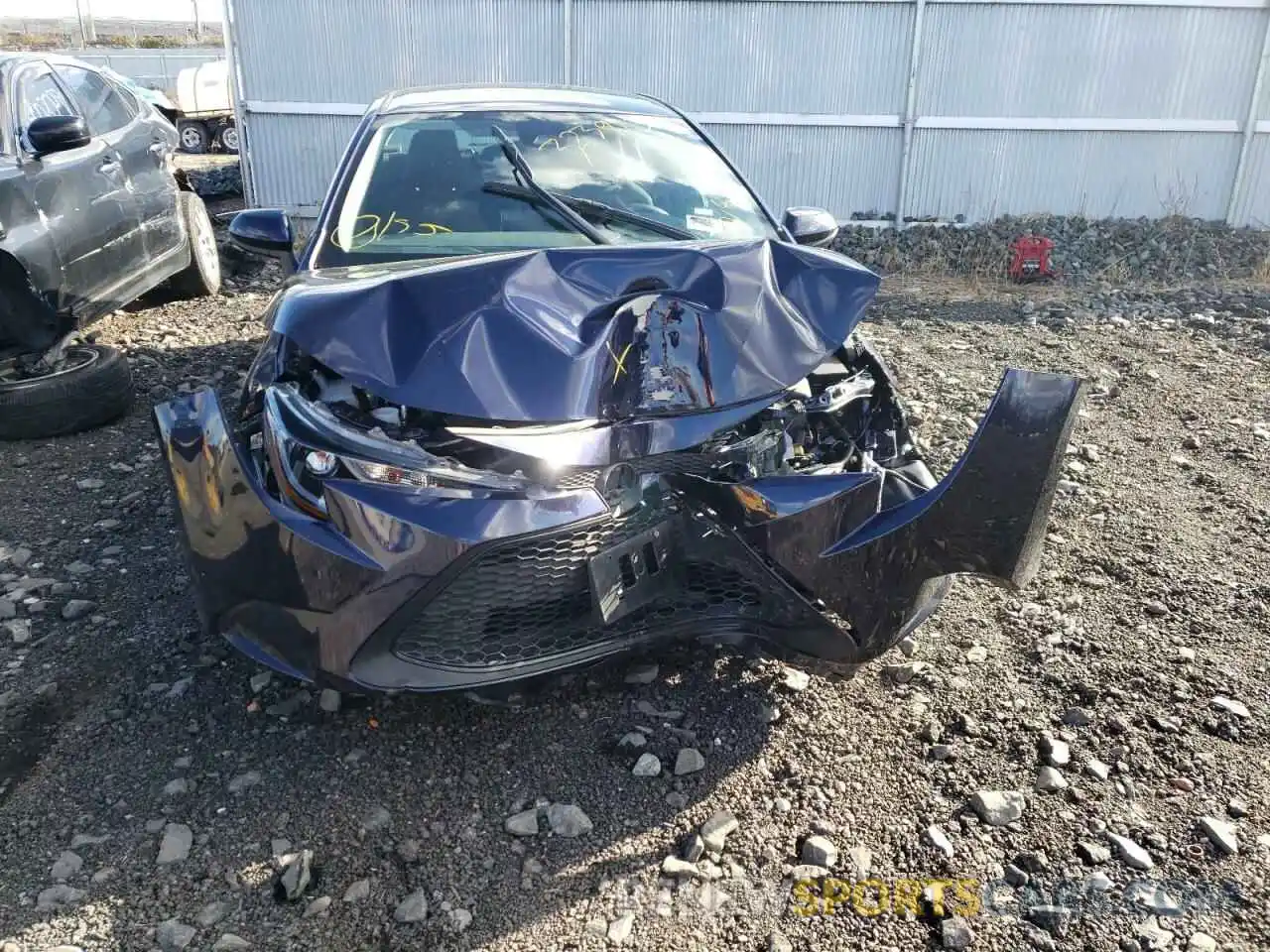 9 Photograph of a damaged car 5YFEPMAE2MP210985 TOYOTA COROLLA 2021