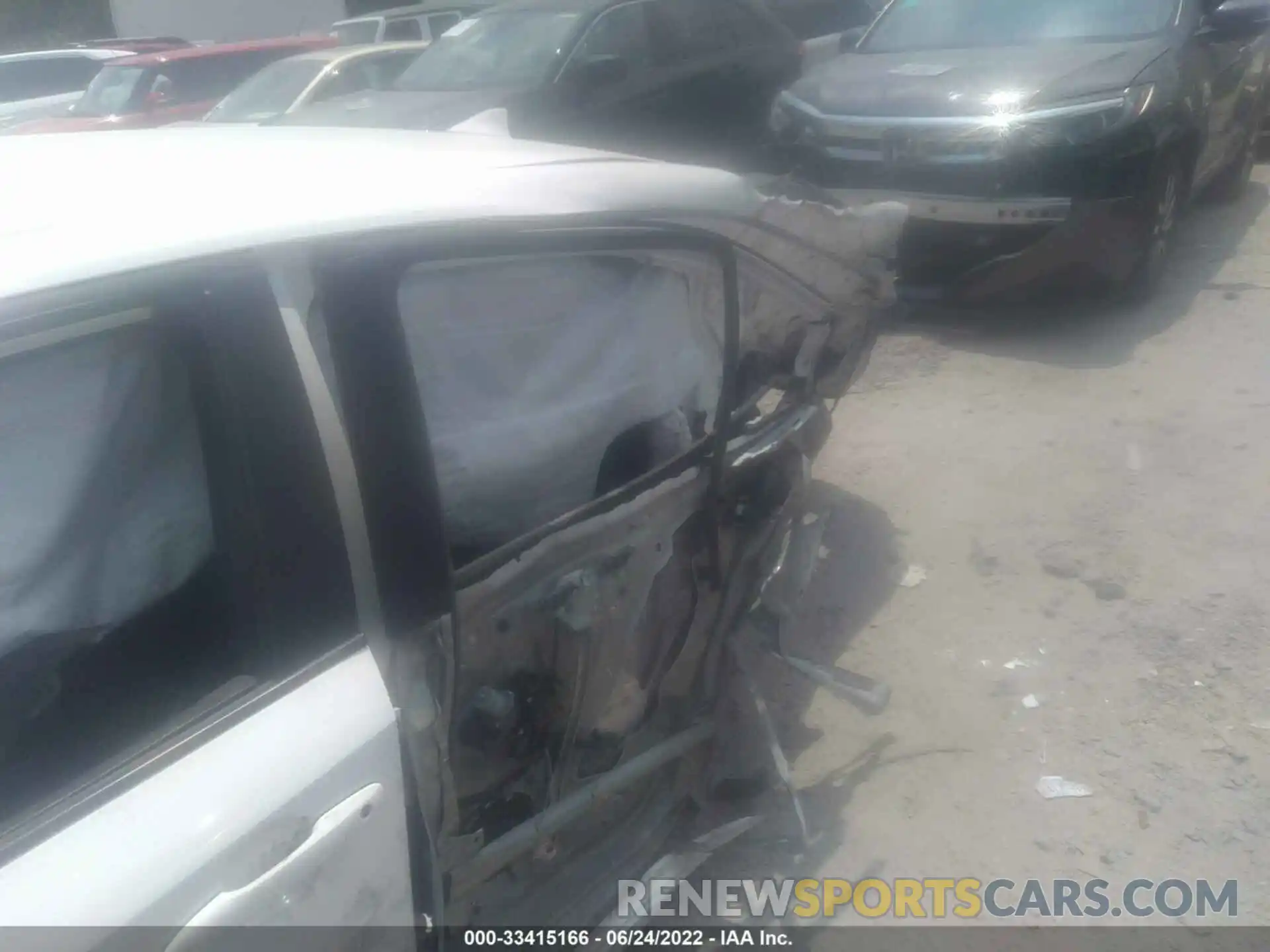 6 Photograph of a damaged car 5YFEPMAE2MP211876 TOYOTA COROLLA 2021