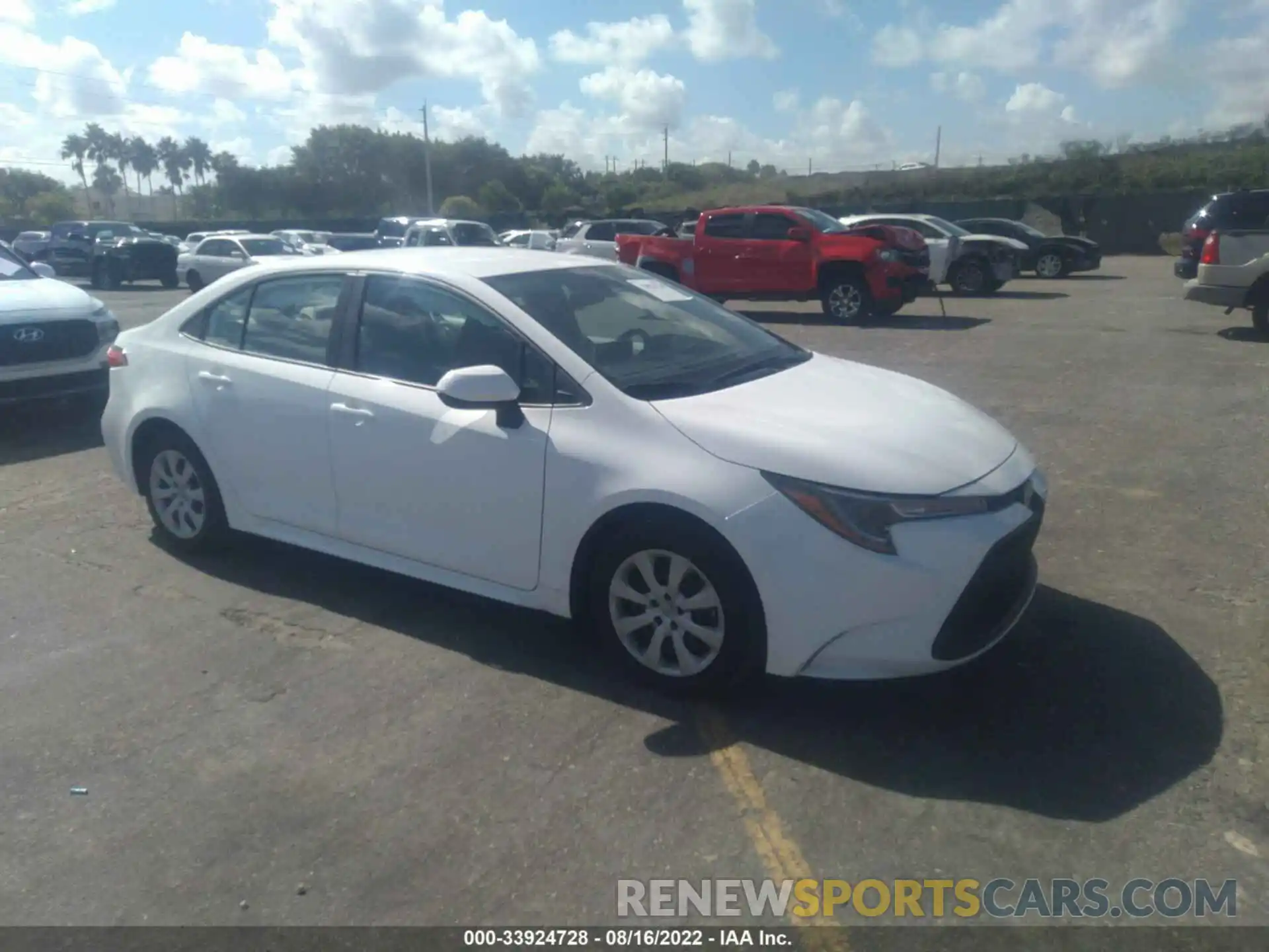 1 Photograph of a damaged car 5YFEPMAE2MP213532 TOYOTA COROLLA 2021