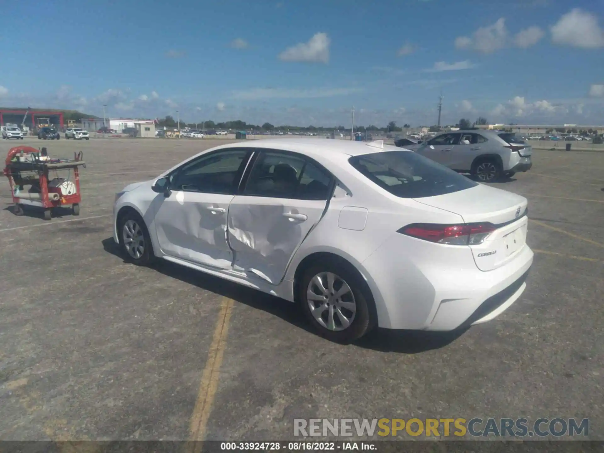 3 Photograph of a damaged car 5YFEPMAE2MP213532 TOYOTA COROLLA 2021