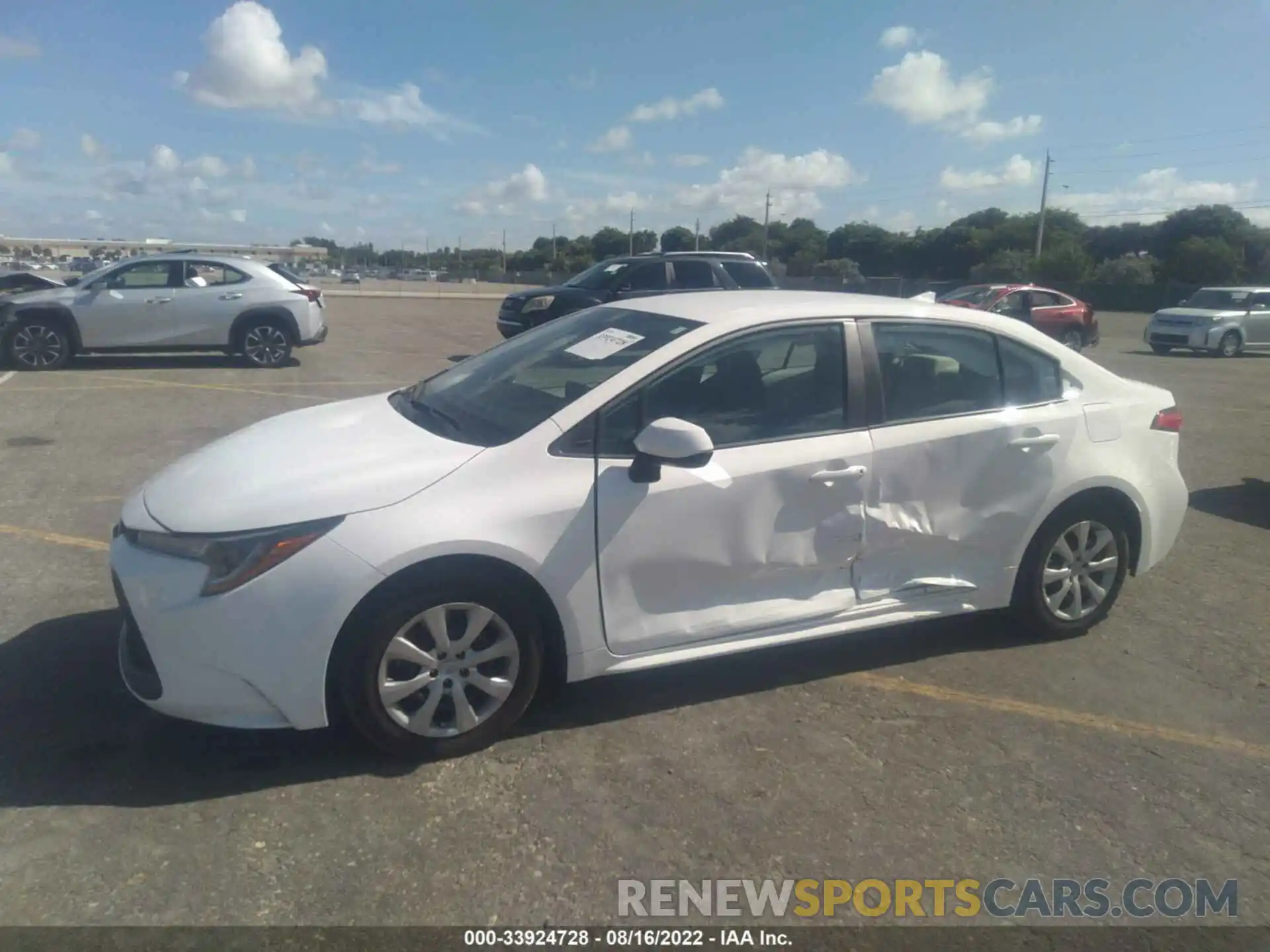 6 Photograph of a damaged car 5YFEPMAE2MP213532 TOYOTA COROLLA 2021