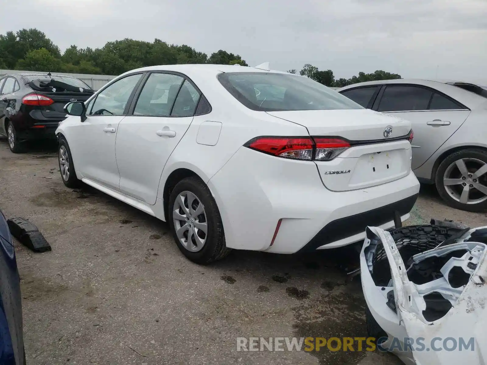 3 Photograph of a damaged car 5YFEPMAE2MP220044 TOYOTA COROLLA 2021