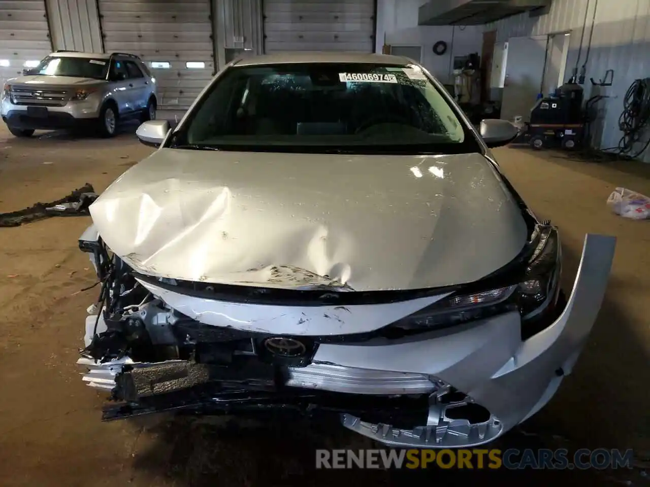 5 Photograph of a damaged car 5YFEPMAE2MP220660 TOYOTA COROLLA 2021