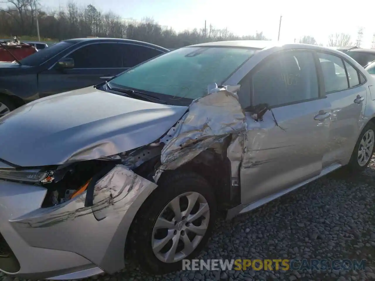 9 Photograph of a damaged car 5YFEPMAE2MP221016 TOYOTA COROLLA 2021