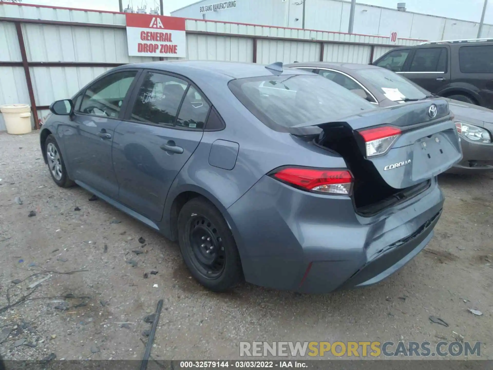 3 Photograph of a damaged car 5YFEPMAE2MP222263 TOYOTA COROLLA 2021