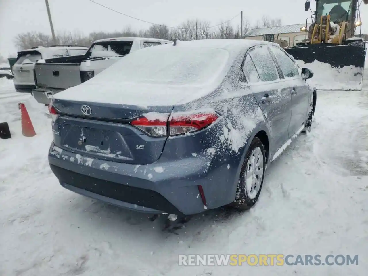 4 Photograph of a damaged car 5YFEPMAE2MP223042 TOYOTA COROLLA 2021