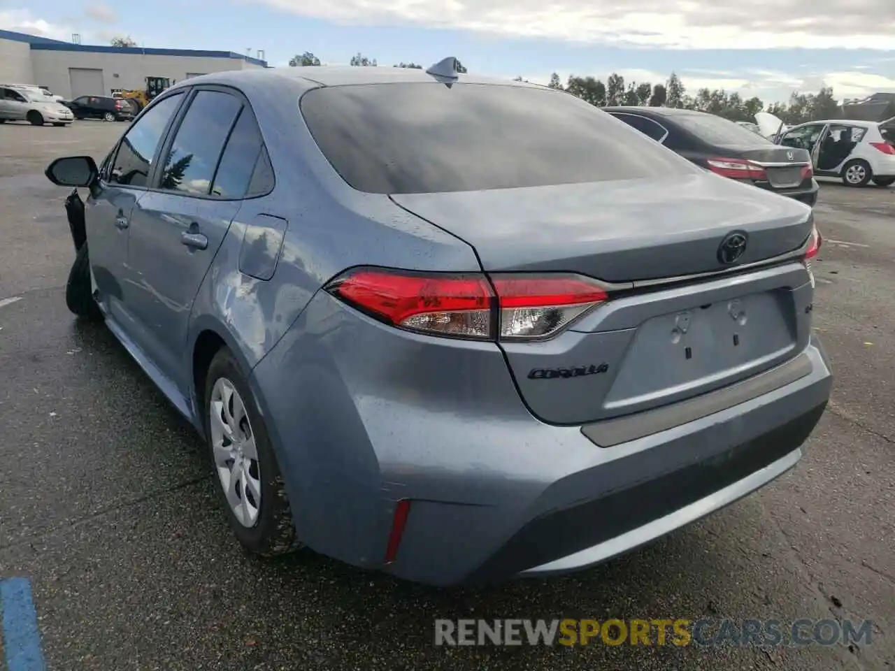 3 Photograph of a damaged car 5YFEPMAE2MP225227 TOYOTA COROLLA 2021