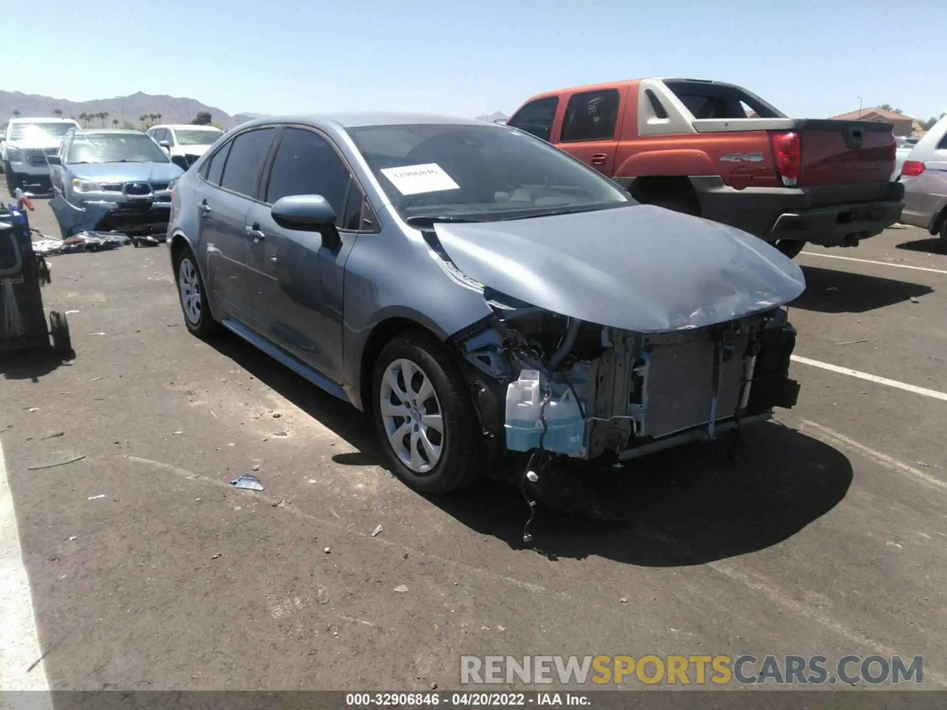 1 Photograph of a damaged car 5YFEPMAE2MP225485 TOYOTA COROLLA 2021