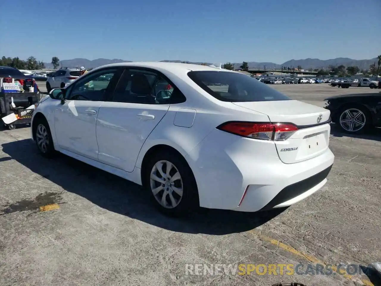 3 Photograph of a damaged car 5YFEPMAE2MP226149 TOYOTA COROLLA 2021